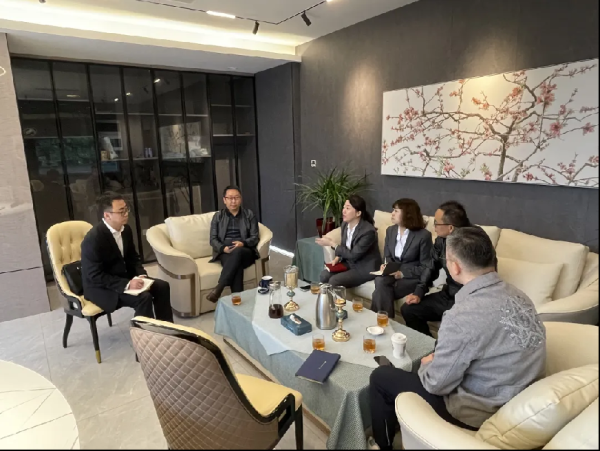翻翻配资 兴业银行成都分行春日奔“县”进行时